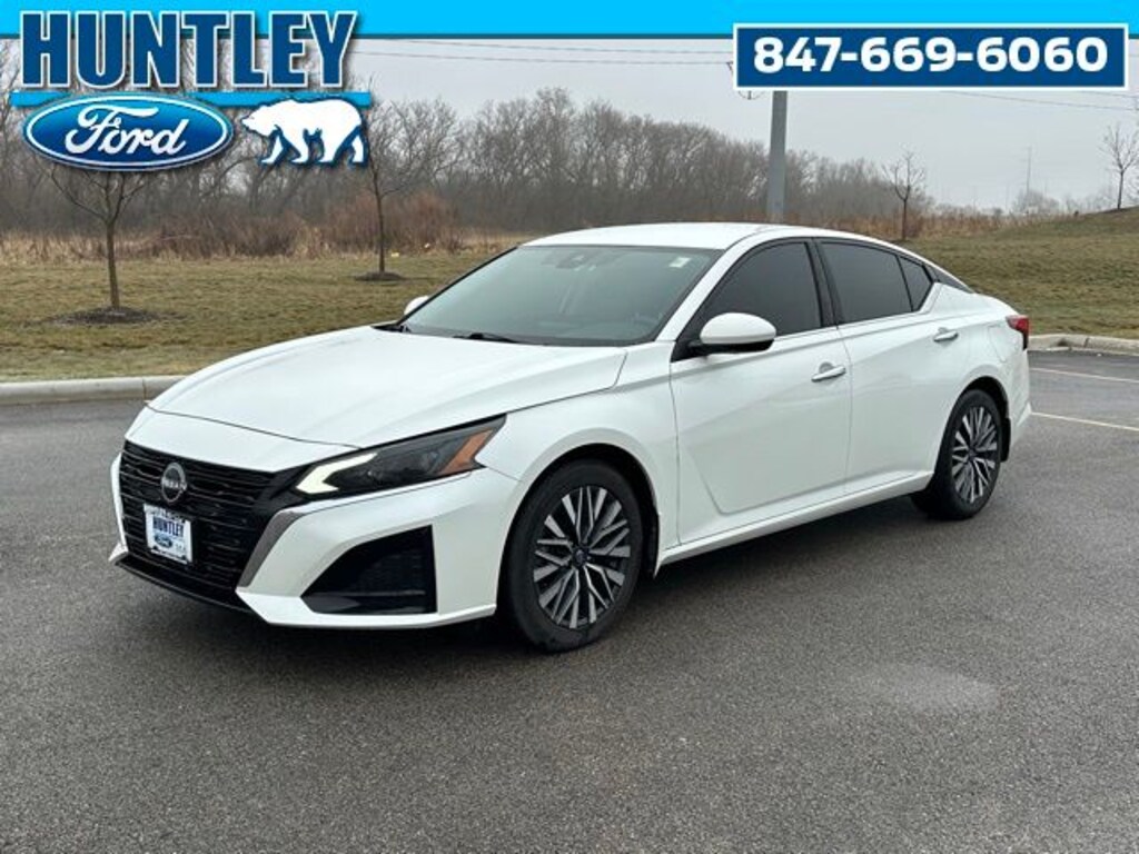 Used 2023 Nissan Altima 2.5 SV Sedan