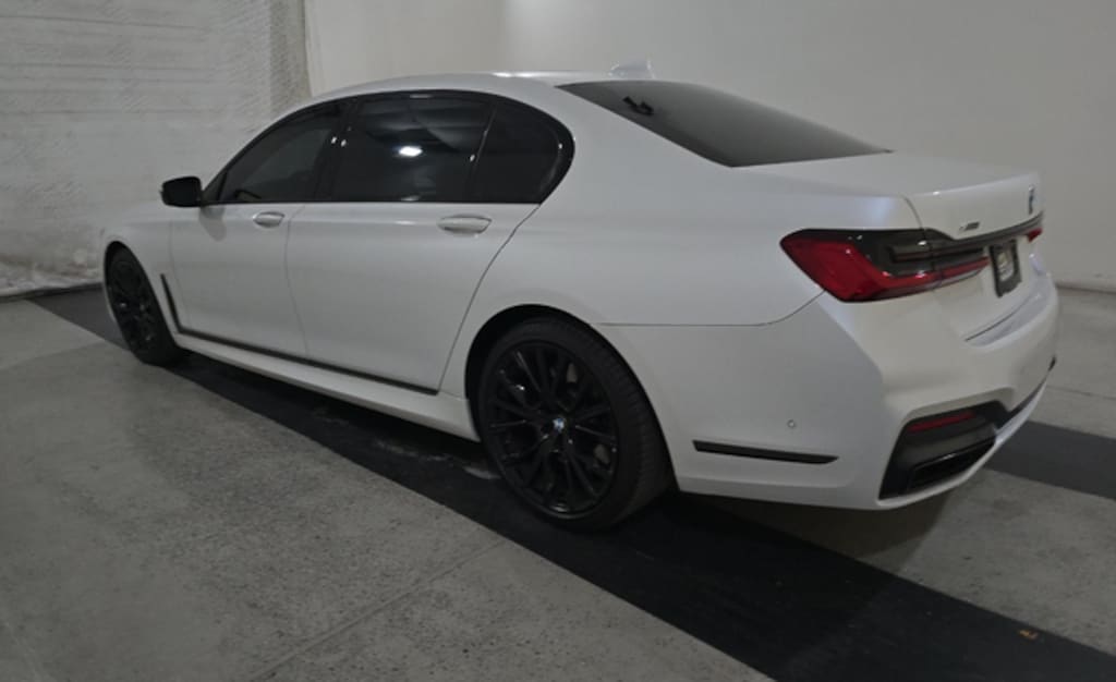 Used 2022 BMW 750i 750i xDrive Sedan