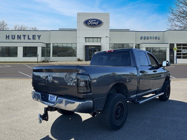 2017 Ram 2500 Tradesman photo 3