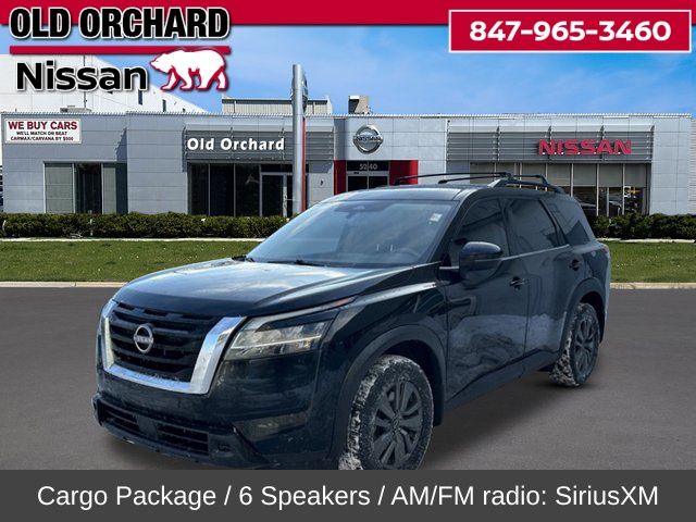 2022 Nissan Pathfinder SV