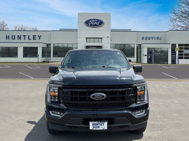 2022 Ford F-150 XLT photo 2