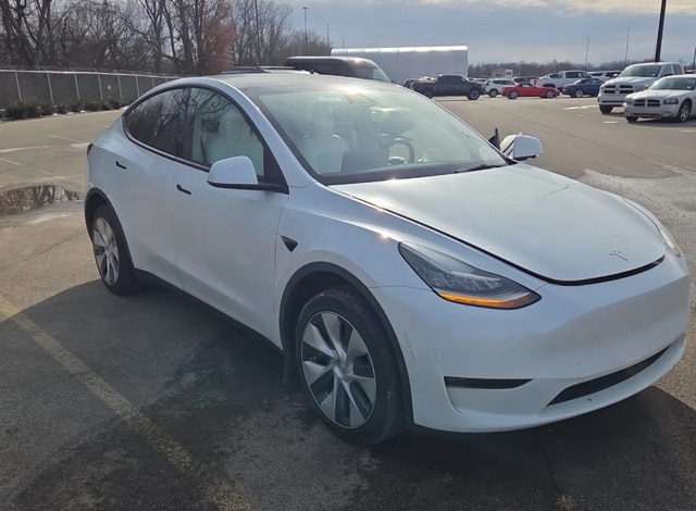Used 2023 Tesla Model Y Long Range with VIN 7SAYGDEEXPA157122 for sale in Skokie, IL