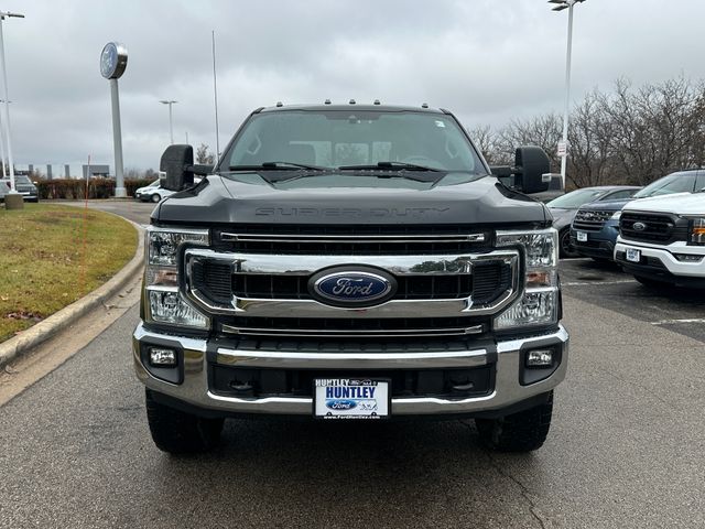 2020 Ford F-350 XLT photo 2
