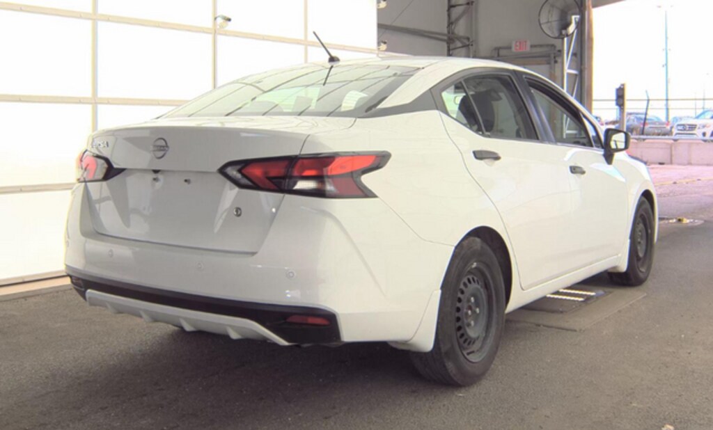 Used 2023 Nissan Versa 1.6 S Sedan