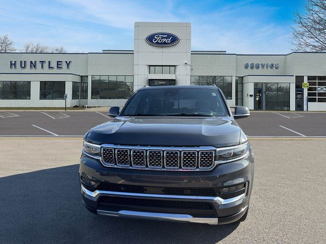 2022 Jeep Grand Wagoneer II photo 2