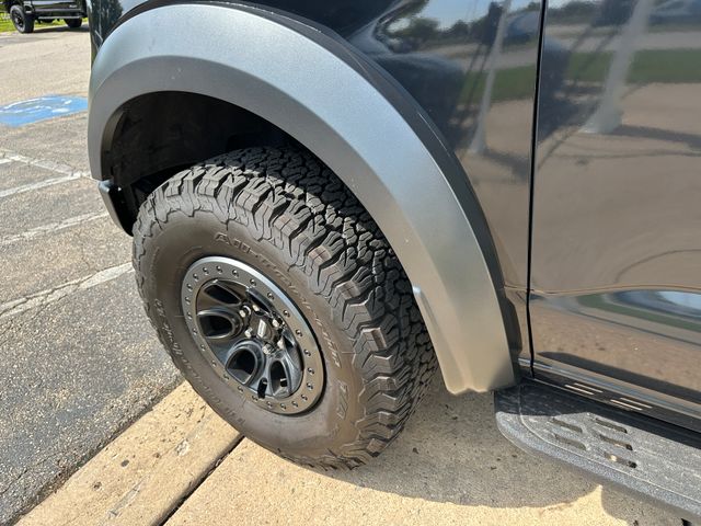 2022 Ford F-150 Raptor photo 2