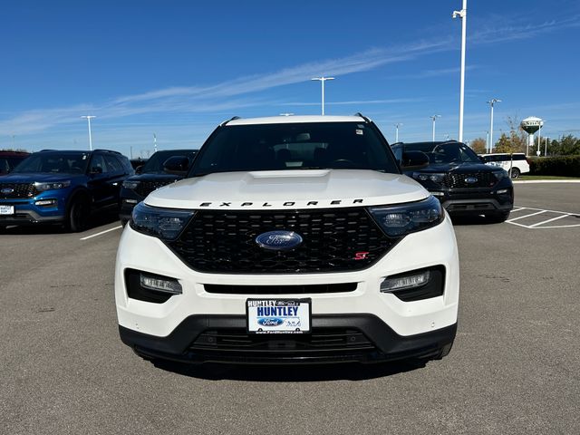 2020 Ford Explorer ST photo 2