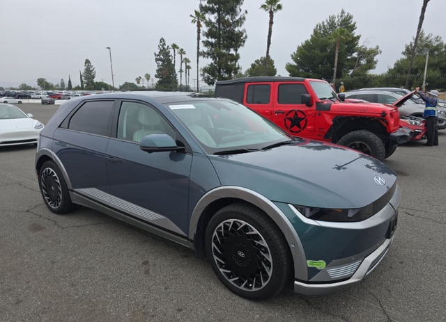 Used 2023 Hyundai IONIQ 5 Limited with VIN KM8KRDAF1PU182878 for sale in Skokie, IL