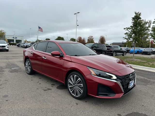 2023 Nissan Altima 2.5 SL photo 2