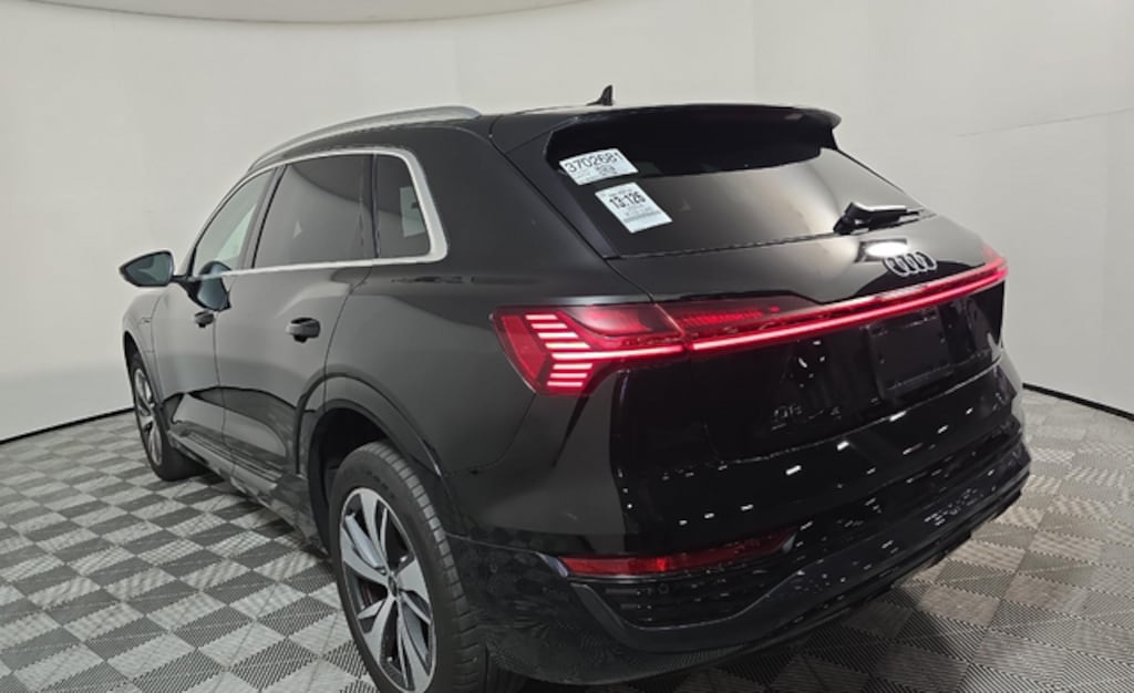 Used 2024 Audi Q8 e-tron Premium Plus SUV