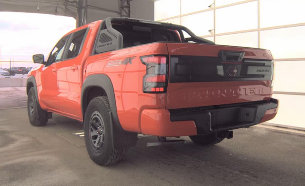 Used 2025 Nissan Frontier PRO-4X Truck Crew Cab