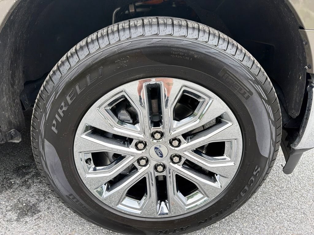 2025 Ford F-150 XLT - Photo 13