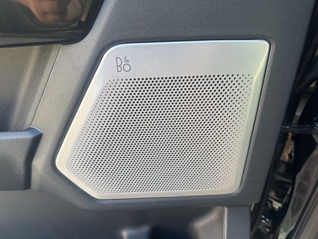 2025 Ford F-150 Lightning Platinum - Photo 42