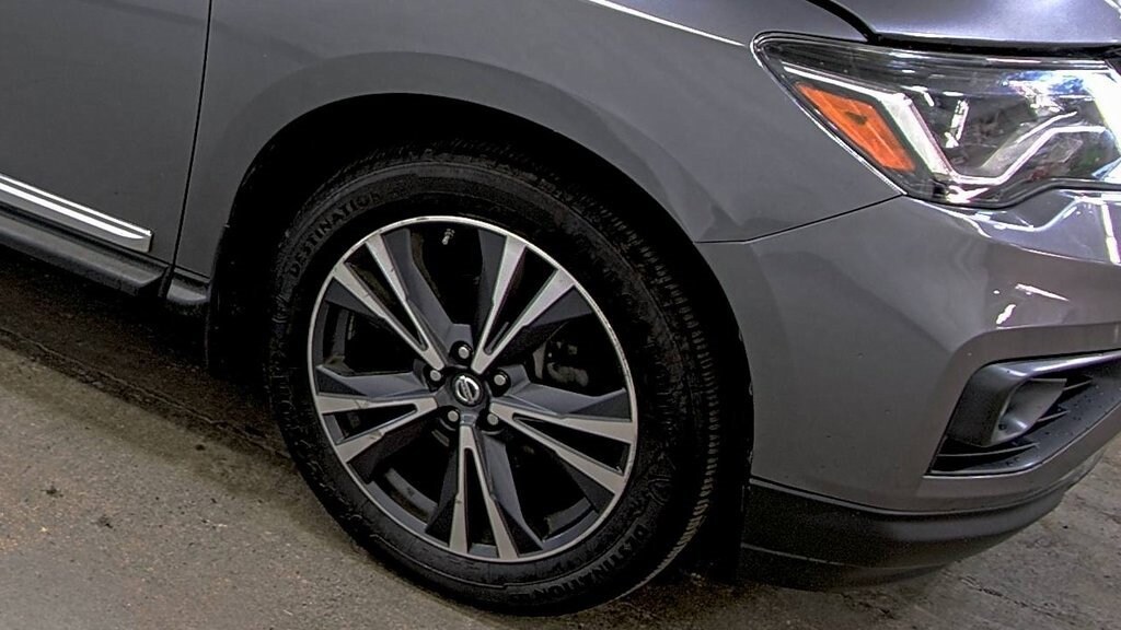 Used 2017 Nissan Pathfinder Platinum SUV