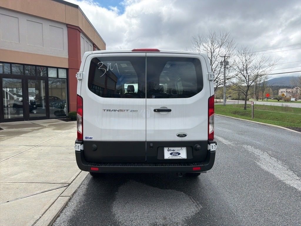 2025 Ford Transit Van Base - Photo 6
