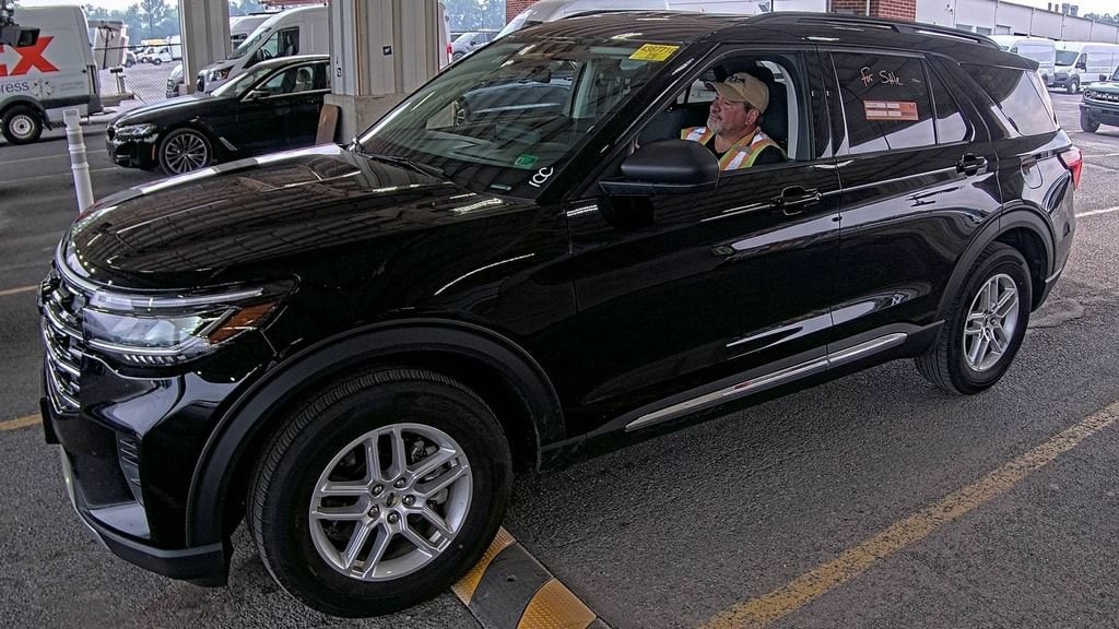 Certified 2025 Ford Explorer Active SUV