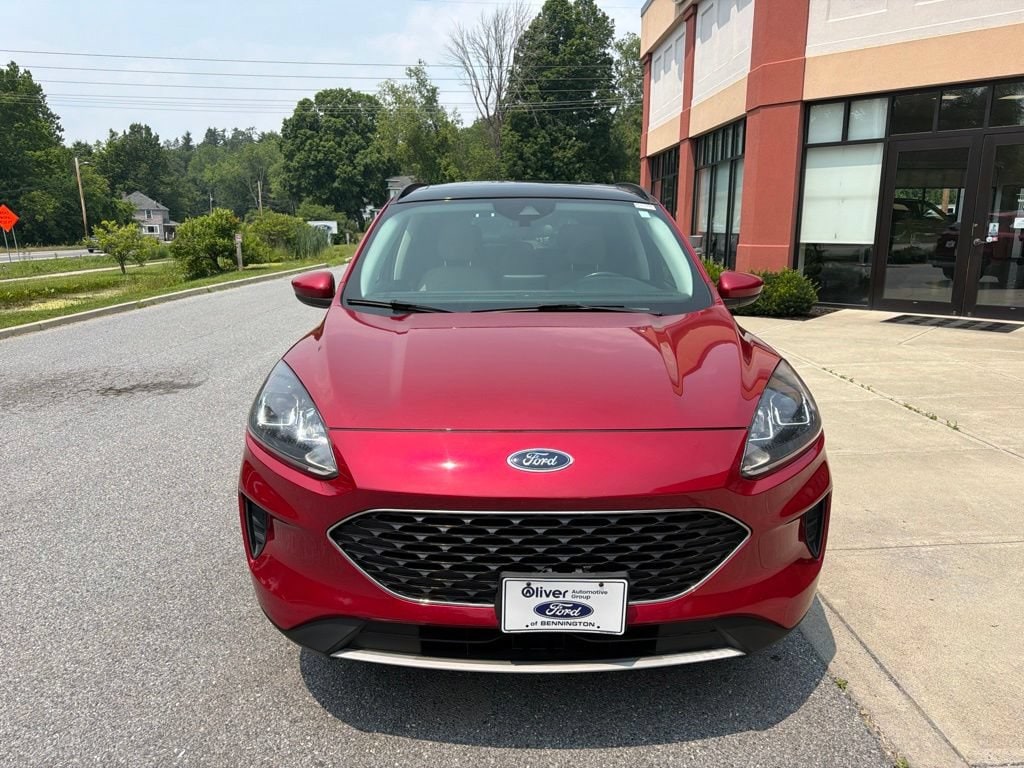 Used 2021 Ford Escape SE with VIN 1FMCU9G62MUA33625 for sale in Bennington, VT