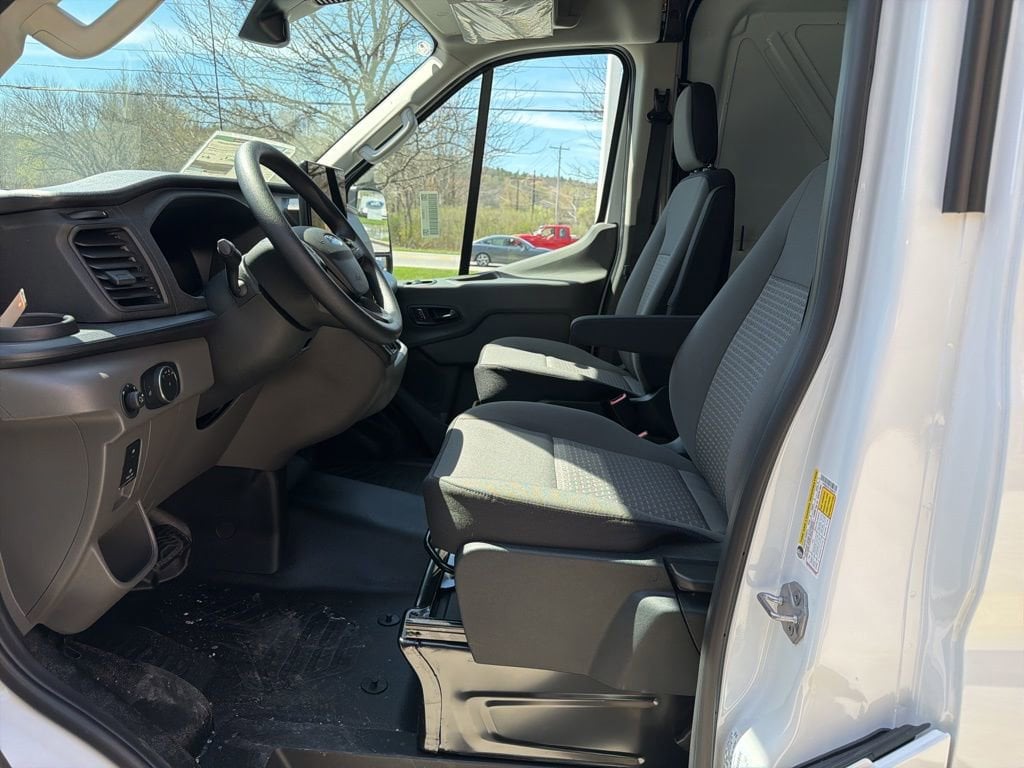 2026 Ford Transit Van Base - Photo 17