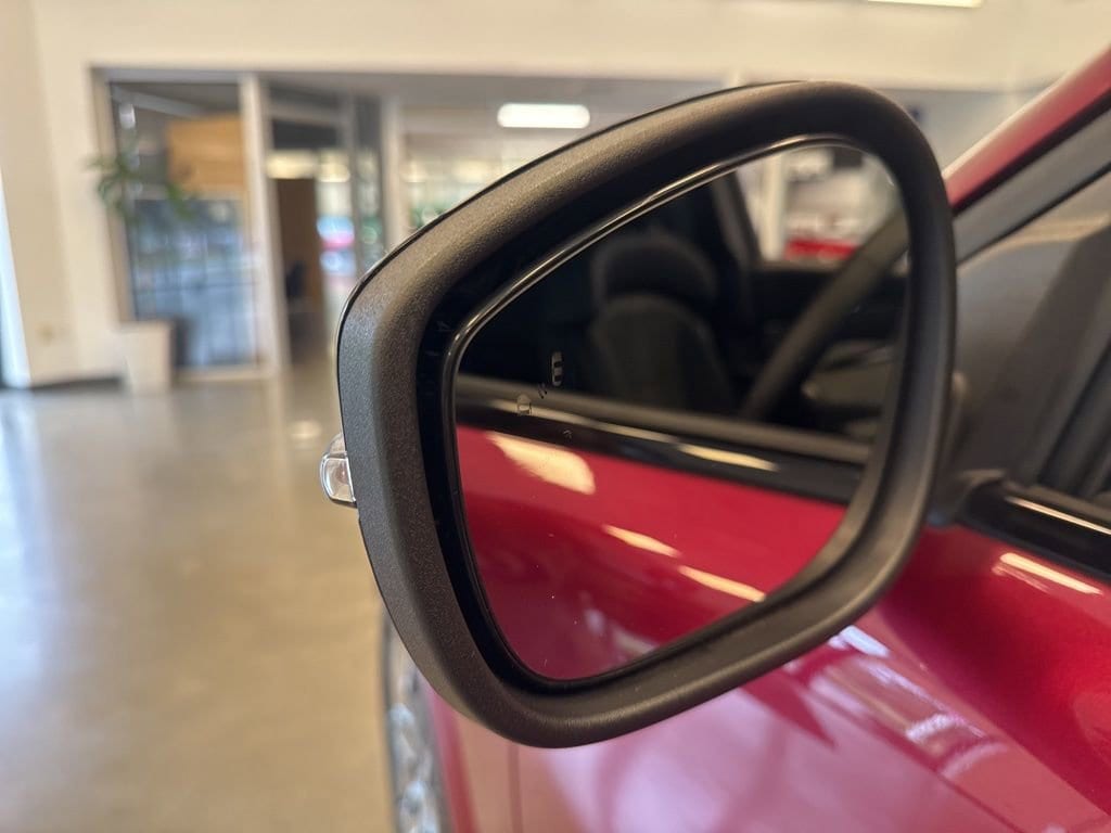 2025 Ford Mustang Mach-E GT - Photo 35