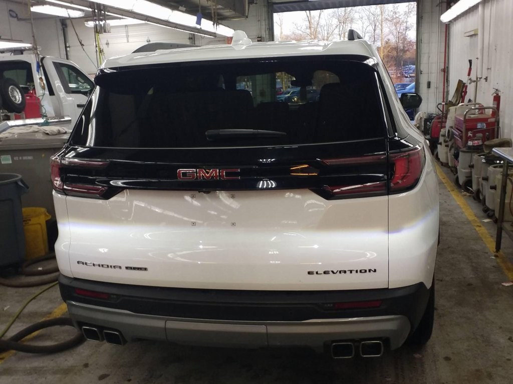 Used 2025 GMC Acadia Elevation SUV
