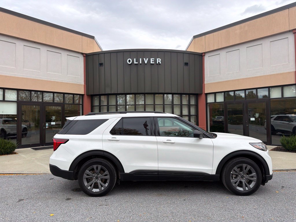 2026 Ford Explorer Active - Photo 8