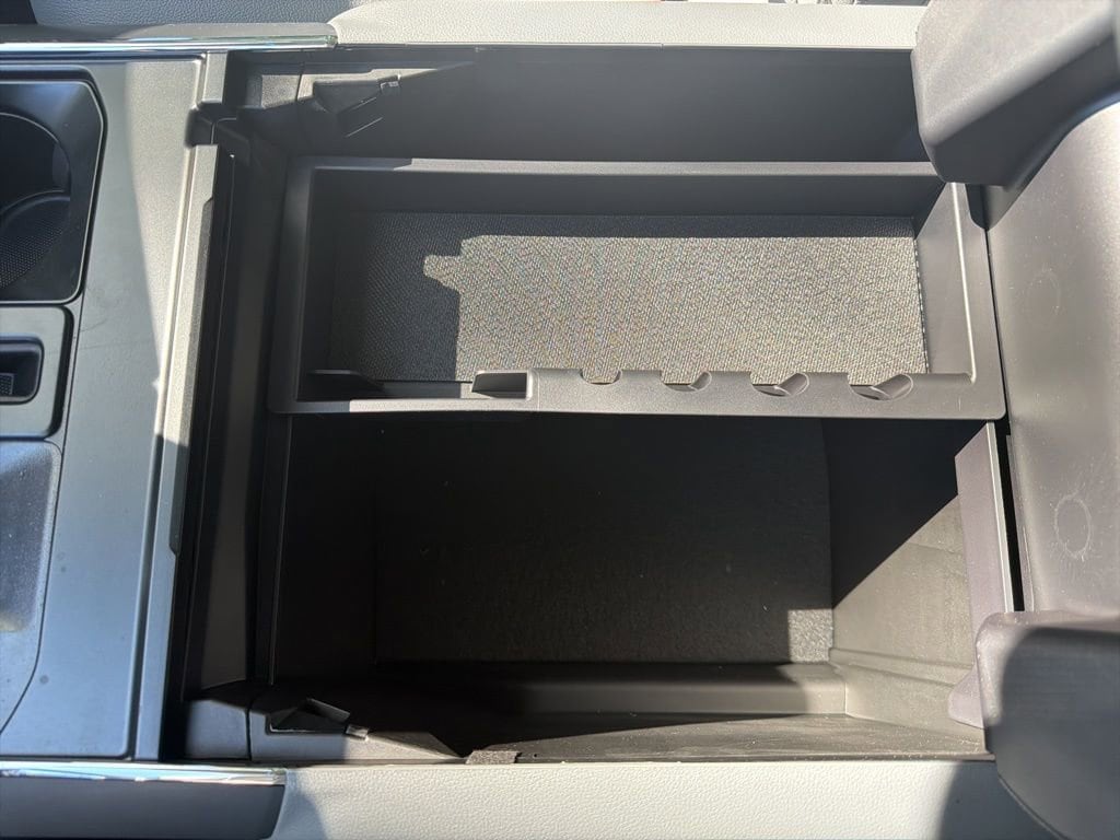 2025 Ford F-150 Lightning Flash - Photo 32