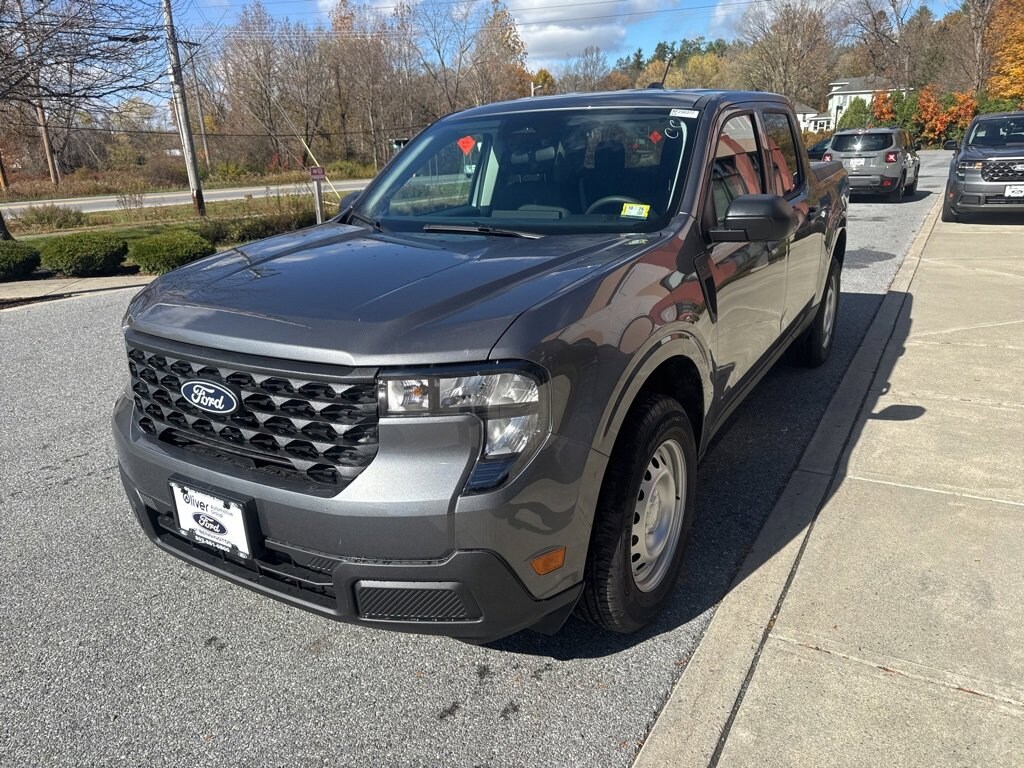 New 2025 Ford Maverick XL Truck SuperCrew