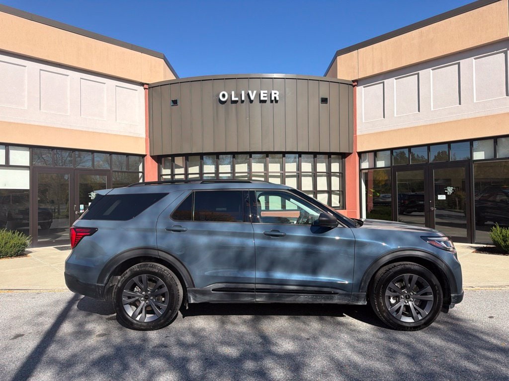 2026 Ford Explorer Active - Photo 8