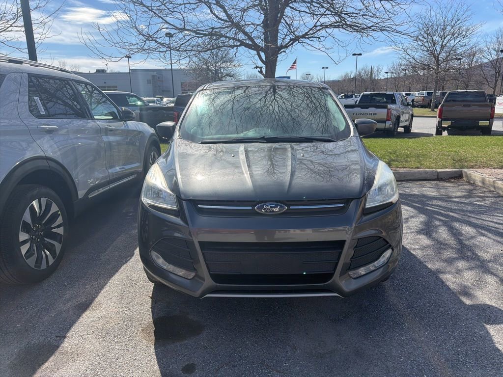 Used 2016 Ford Escape SE with VIN 1FMCU9GX1GUC70894 for sale in Bennington, VT