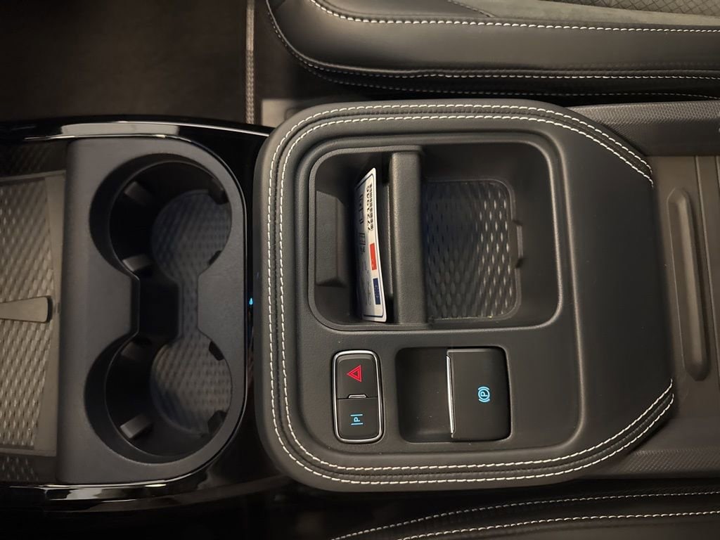 2025 Ford Mustang Mach-E GT - Photo 22