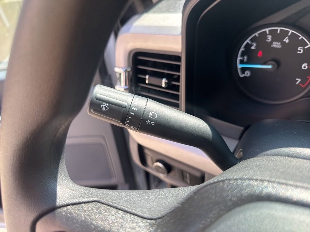 2025 Ford F-350 Super Duty XL - Photo 36