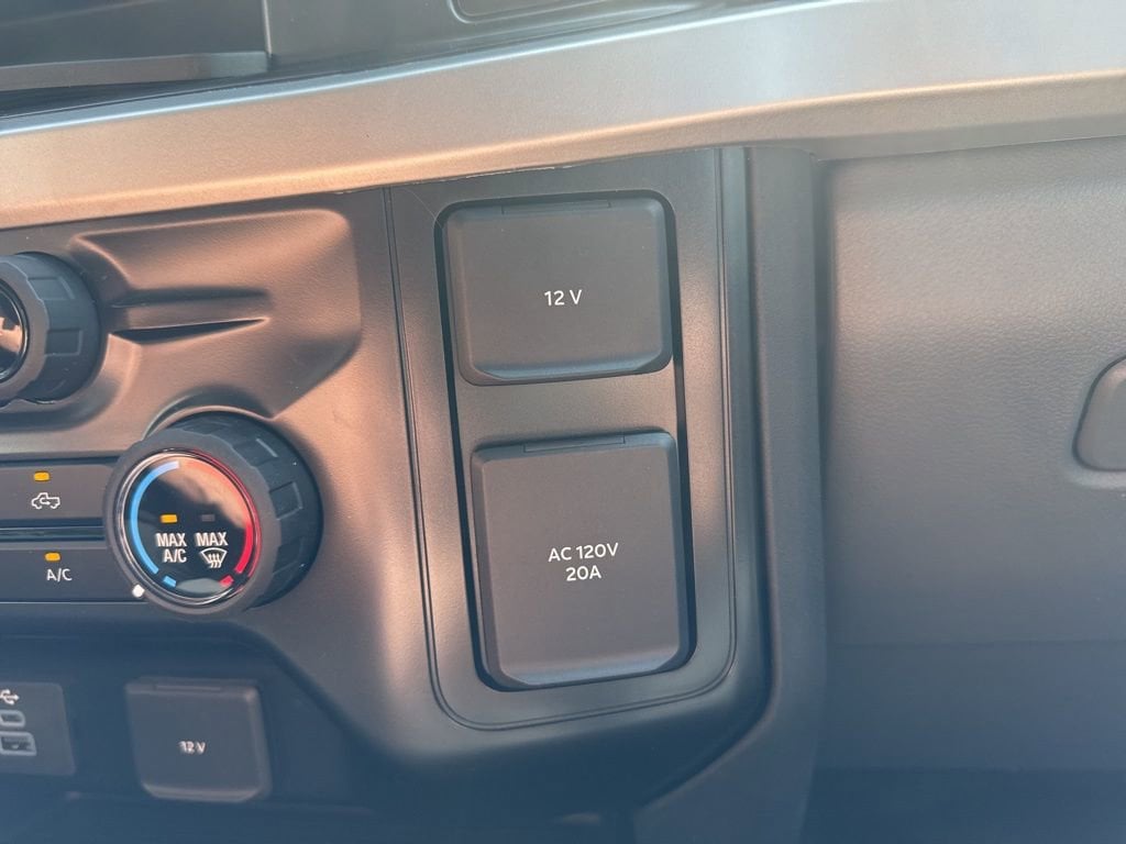 2025 Ford F-350 Super Duty XL - Photo 29