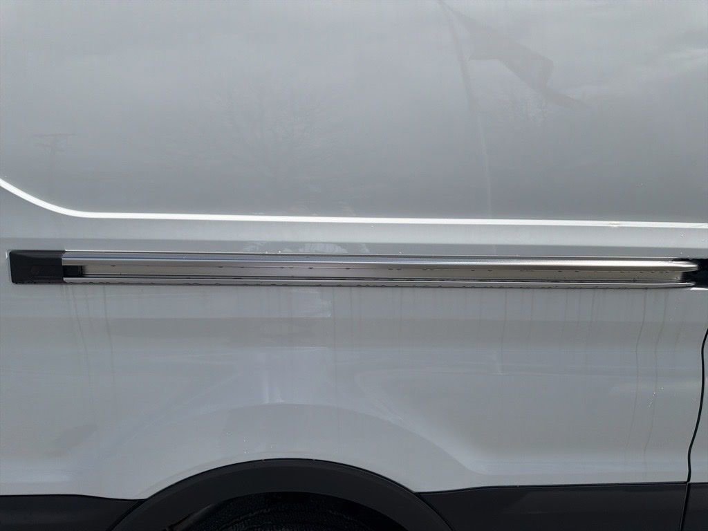 2025 Ford Transit Van Base - Photo 17
