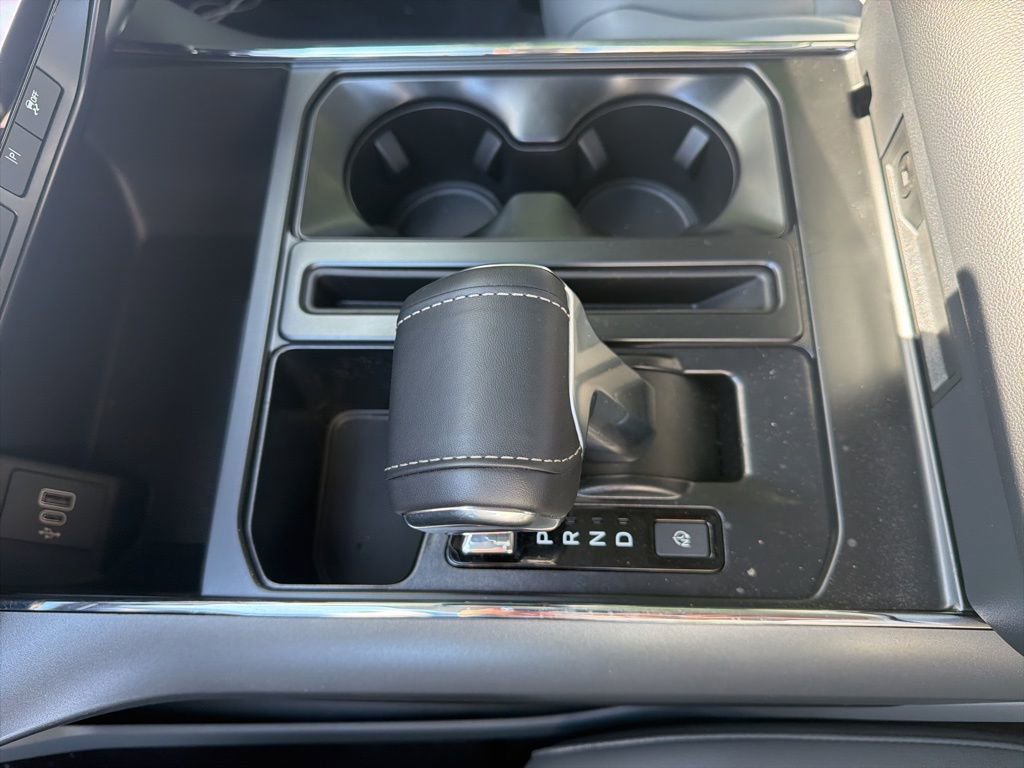 2025 Ford F-150 Lightning Flash - Photo 30