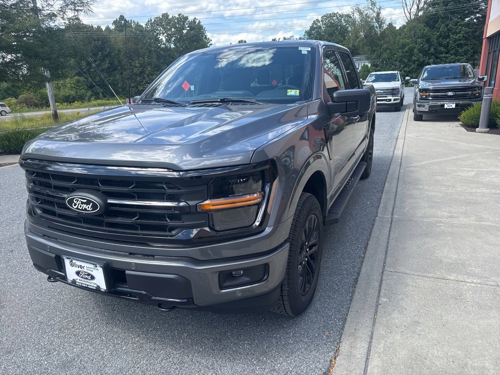 2025 Ford F-150 XLT photo 3