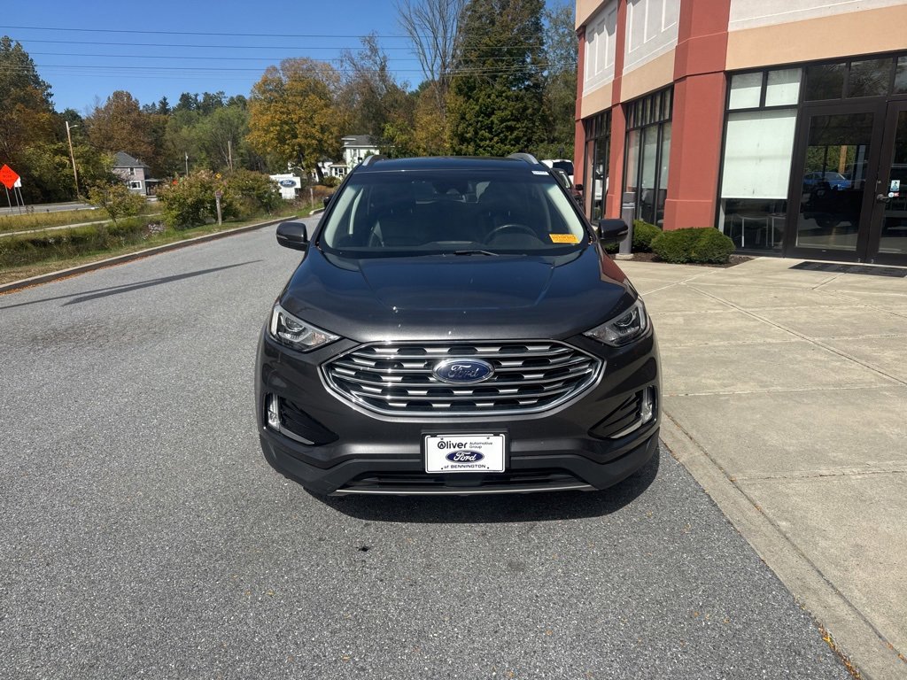 2020 Ford Edge SEL photo 2