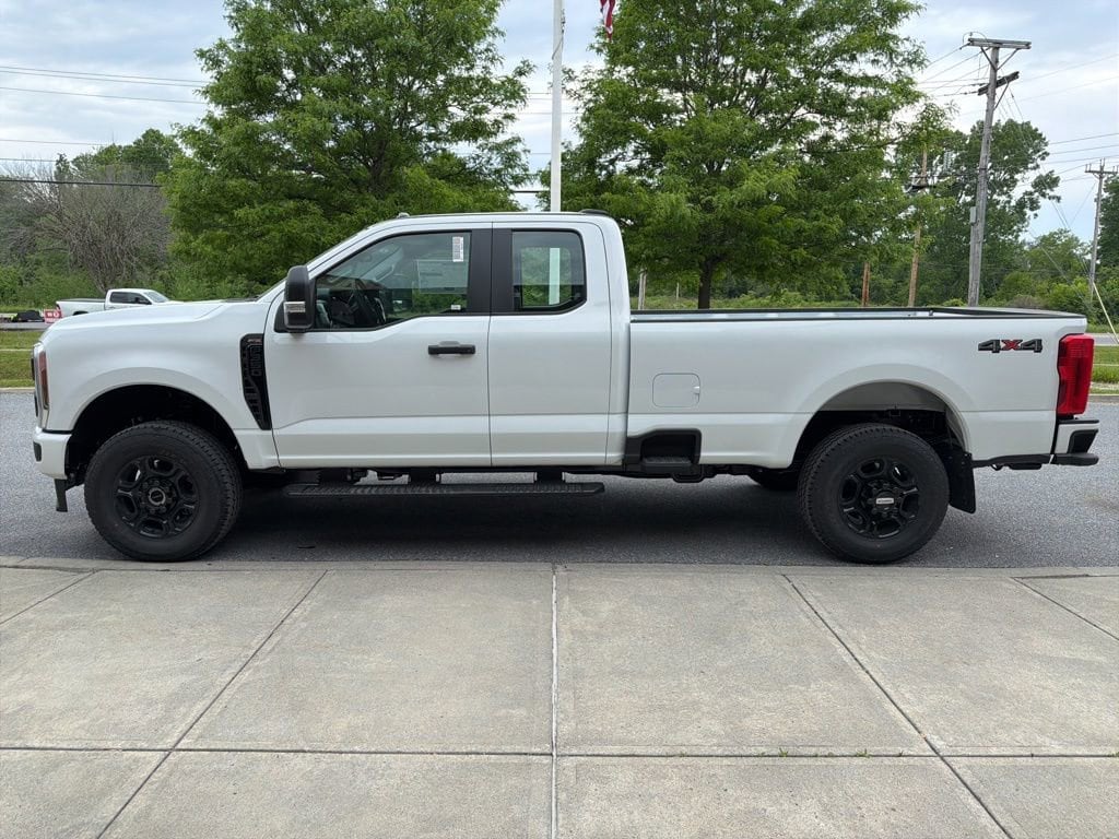 New 2026 Ford Super Duty F-350 SRW Truck Super Cab