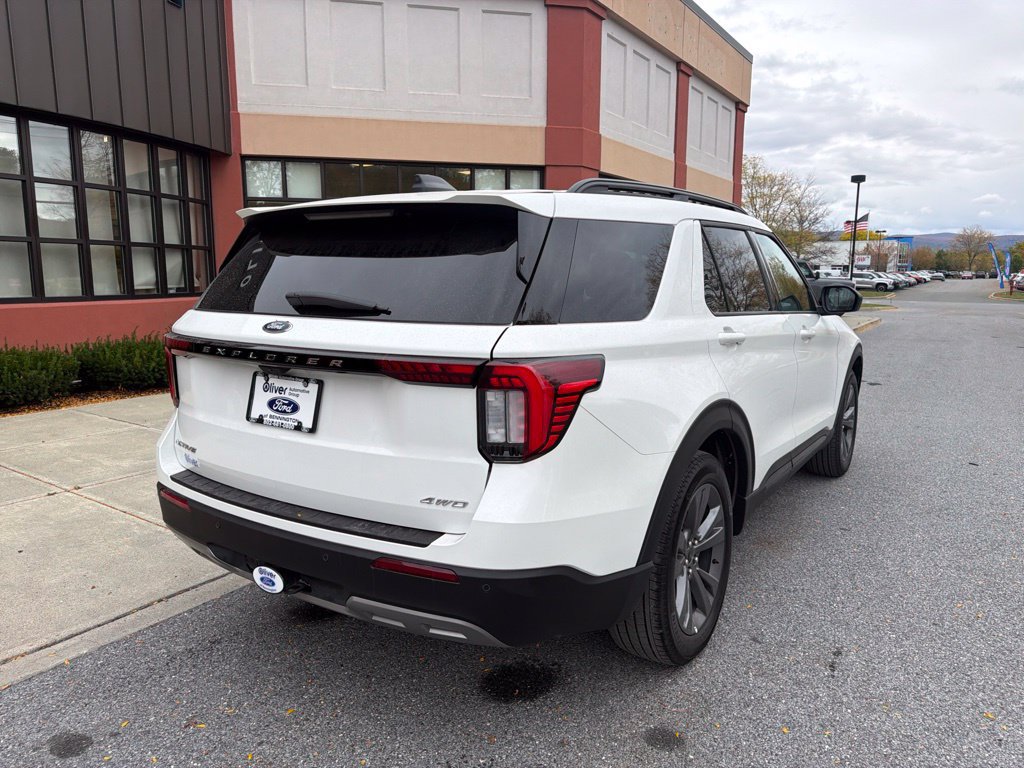 2026 Ford Explorer Active - Photo 7