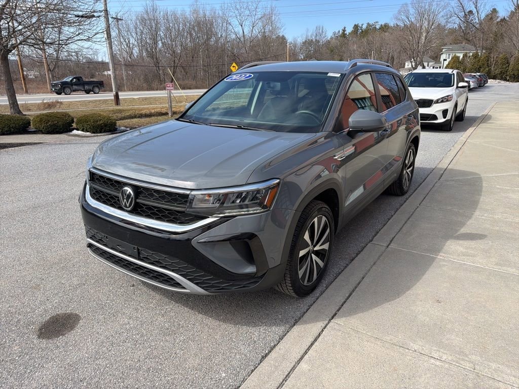 Used 2022 Volkswagen Taos 1.5T SE 4MOTION SUV