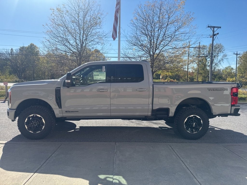 New 2026 Ford Super Duty F-350 SRW  Truck Crew Cab