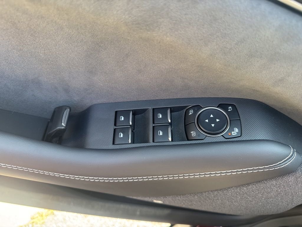 2025 Ford Mustang Mach-E GT - Photo 35