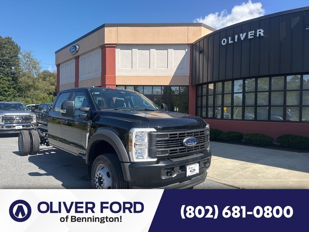 2025 Ford F-550 Super Duty Chassis Cab XL's photo