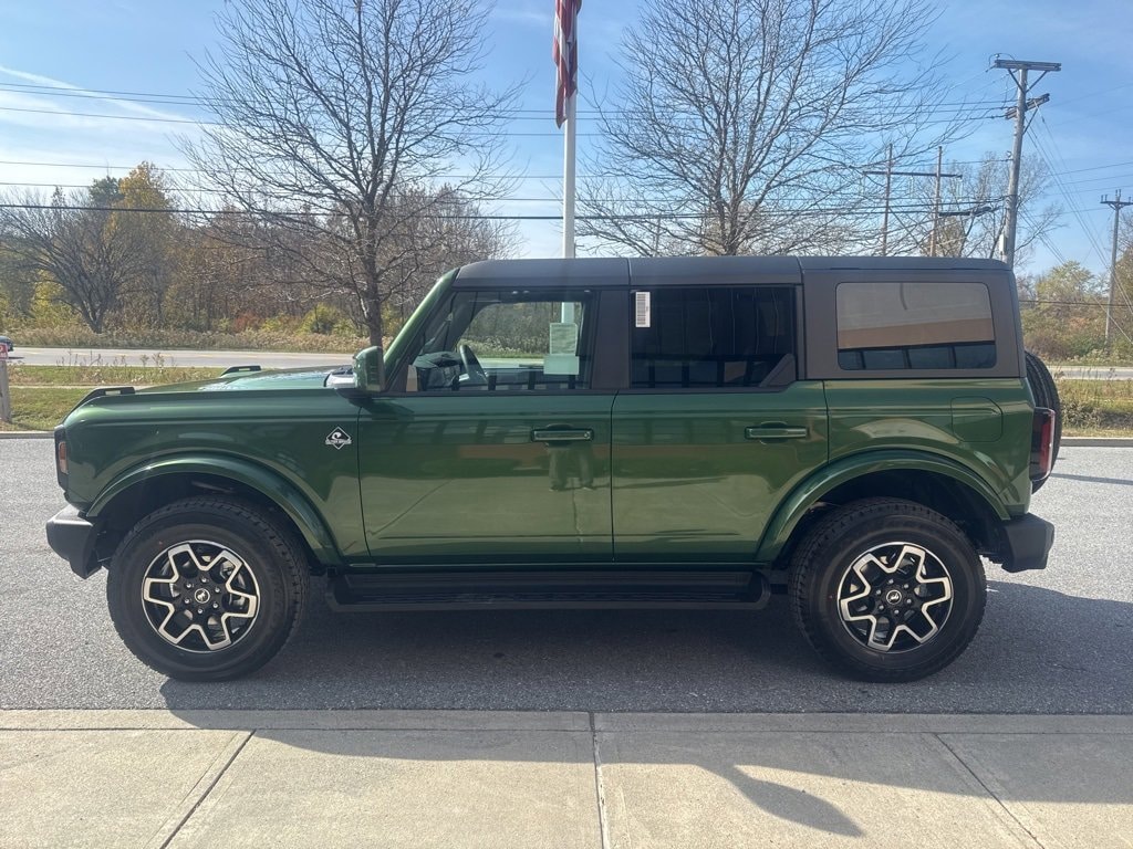 New 2025 Ford Bronco Outer Banks SUV