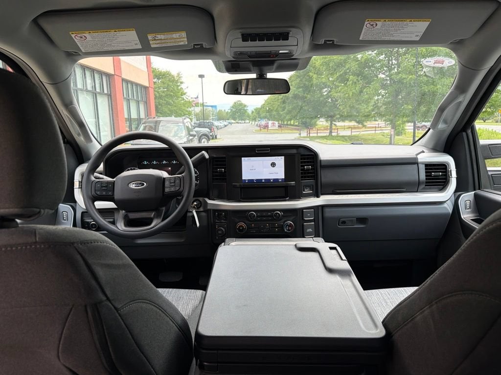 2026 Ford F-350 Super Duty XLT - Photo 51
