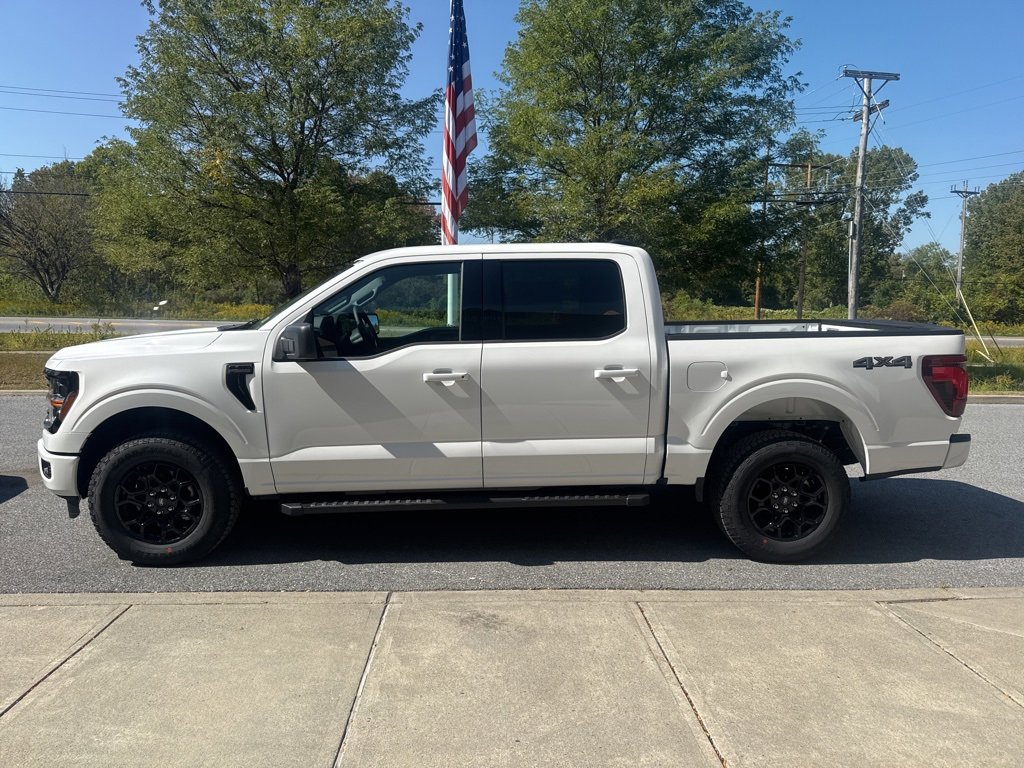 2025 Ford F-150 XLT photo 4