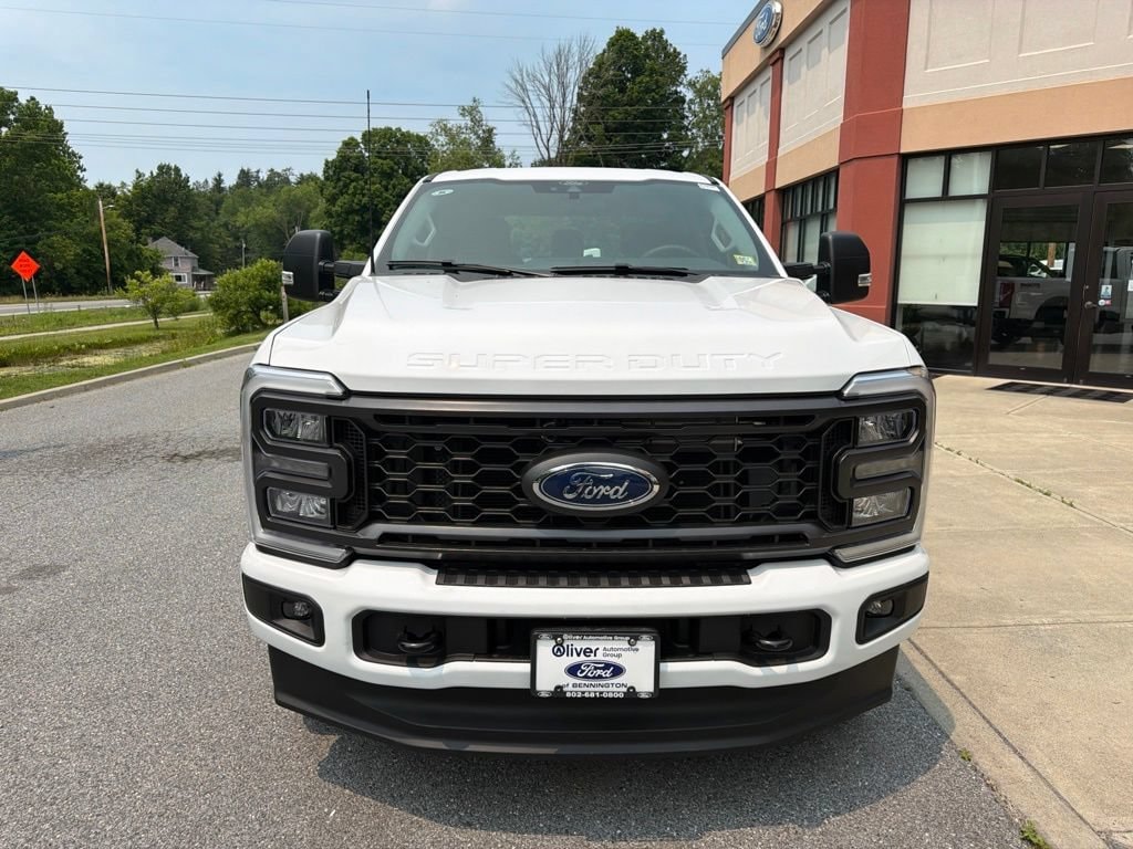 New 2026 Ford Super Duty F-350 SRW Truck Crew Cab