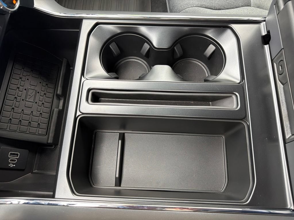2025 Ford F-150 XLT - Photo 31