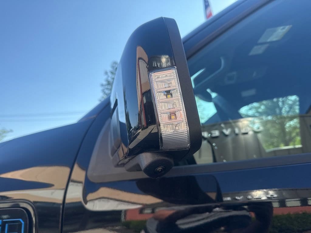 2025 Ford F-150 Lightning Platinum - Photo 15
