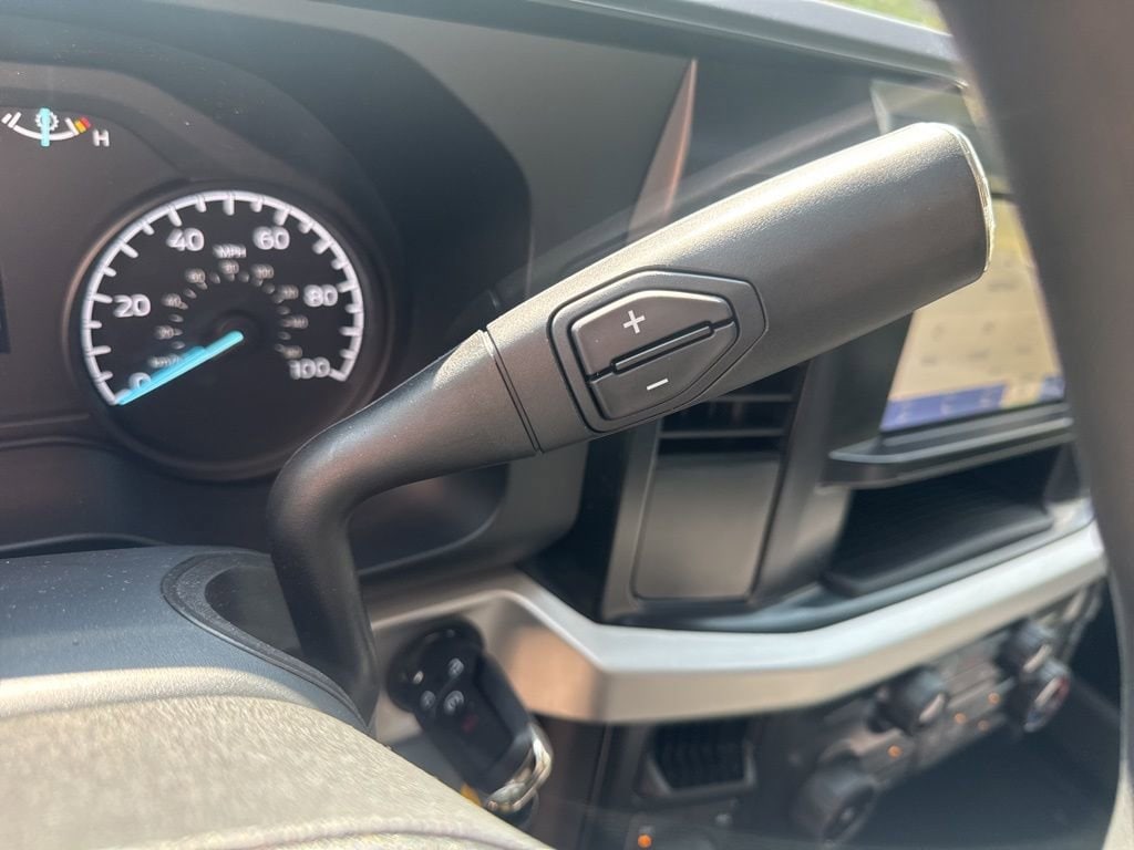 2025 Ford F-350 Super Duty XL - Photo 37
