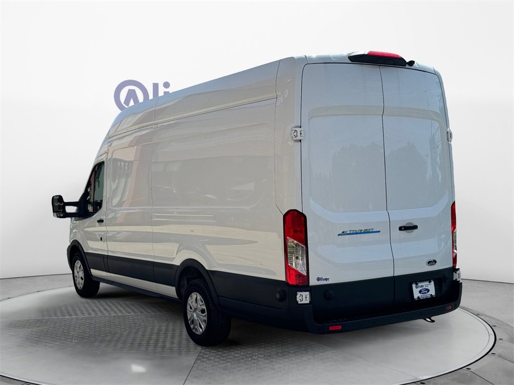 2023 Ford Transit photo 2